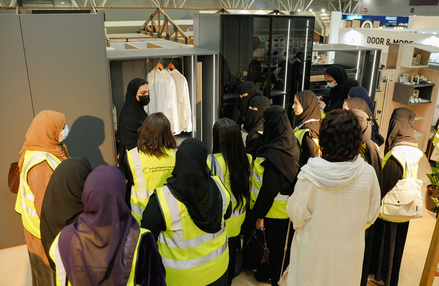 C:\Users\Admin\Desktop\nour